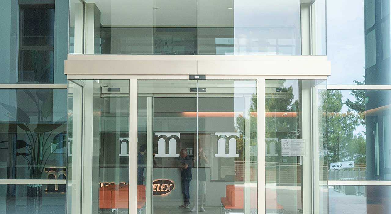 porte scorrevoli automatiche per negozi