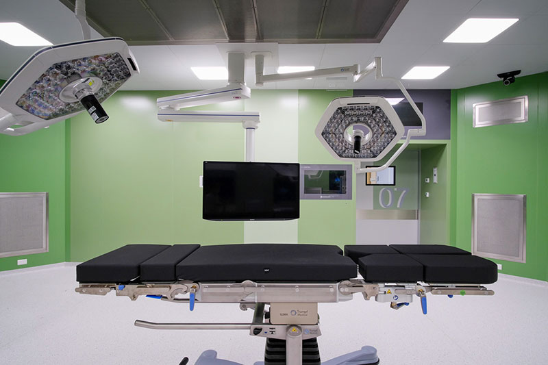 Portes corredisses automàtiques hermètiques per a l'Hospital Alba