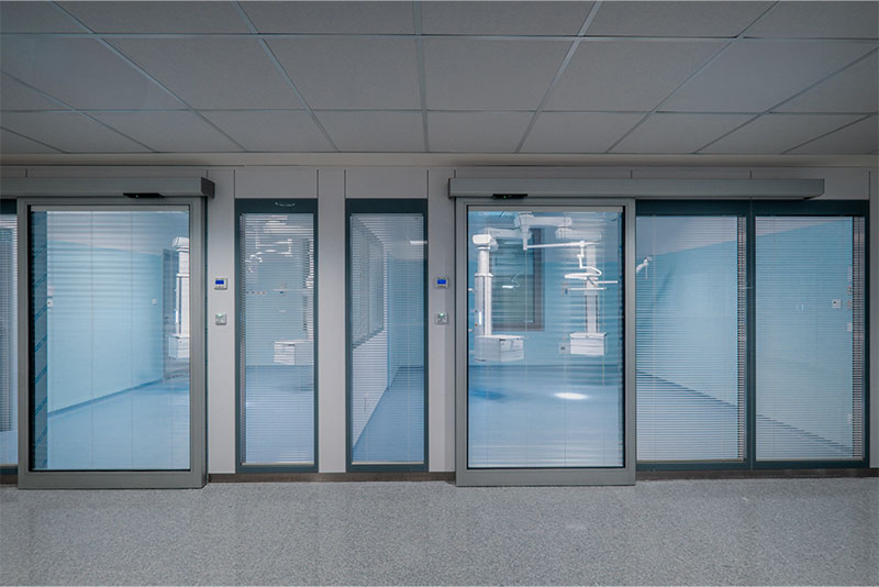 Le porte automatiche LABEL contribuiscono a innovazione e comfort nella Casa di Cura Madonna della Salute di Porto Viro 18 Porte automatiche con visiva per la casa di cura Madonna della salute di Porto Viro