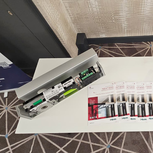 Next300 operatore aperto