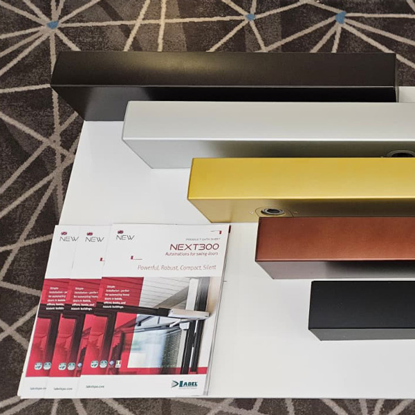 next300 particolare colore